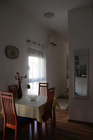 Апартаменты Apartment City Бар Апартаменты-25